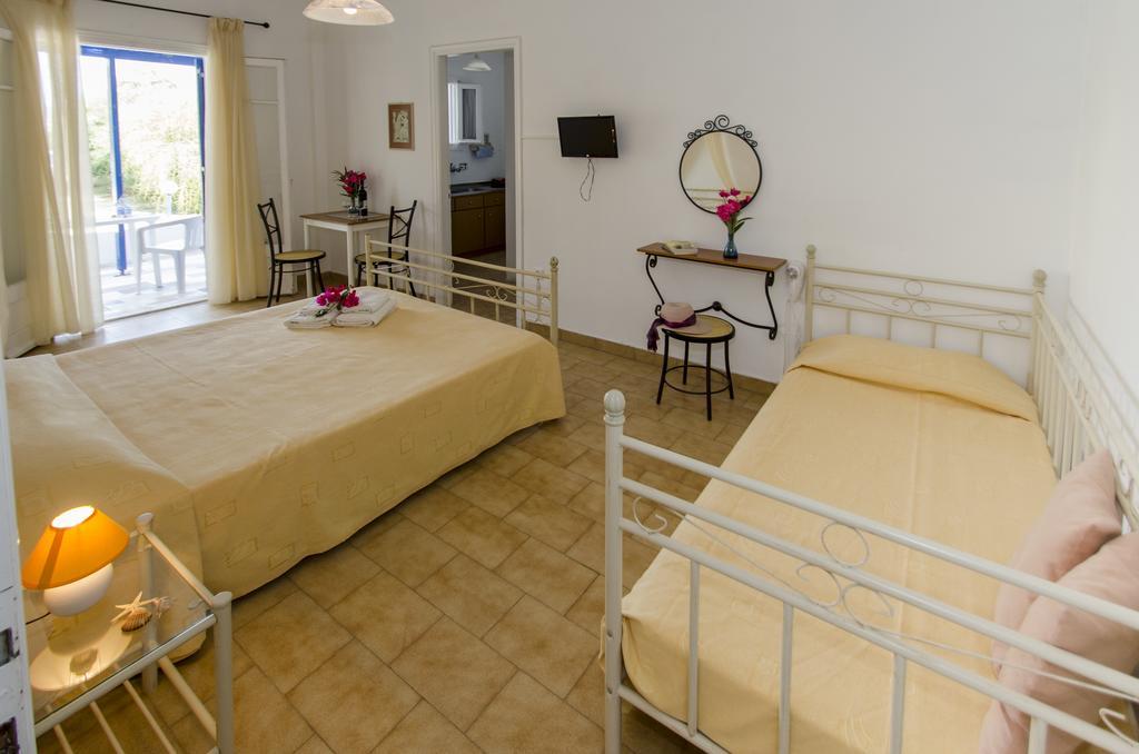 Elena Apartments 폴로니아 객실 사진