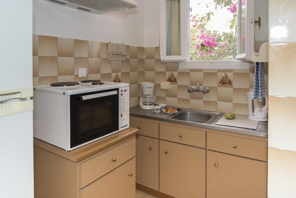 Elena Apartments 폴로니아 객실 사진